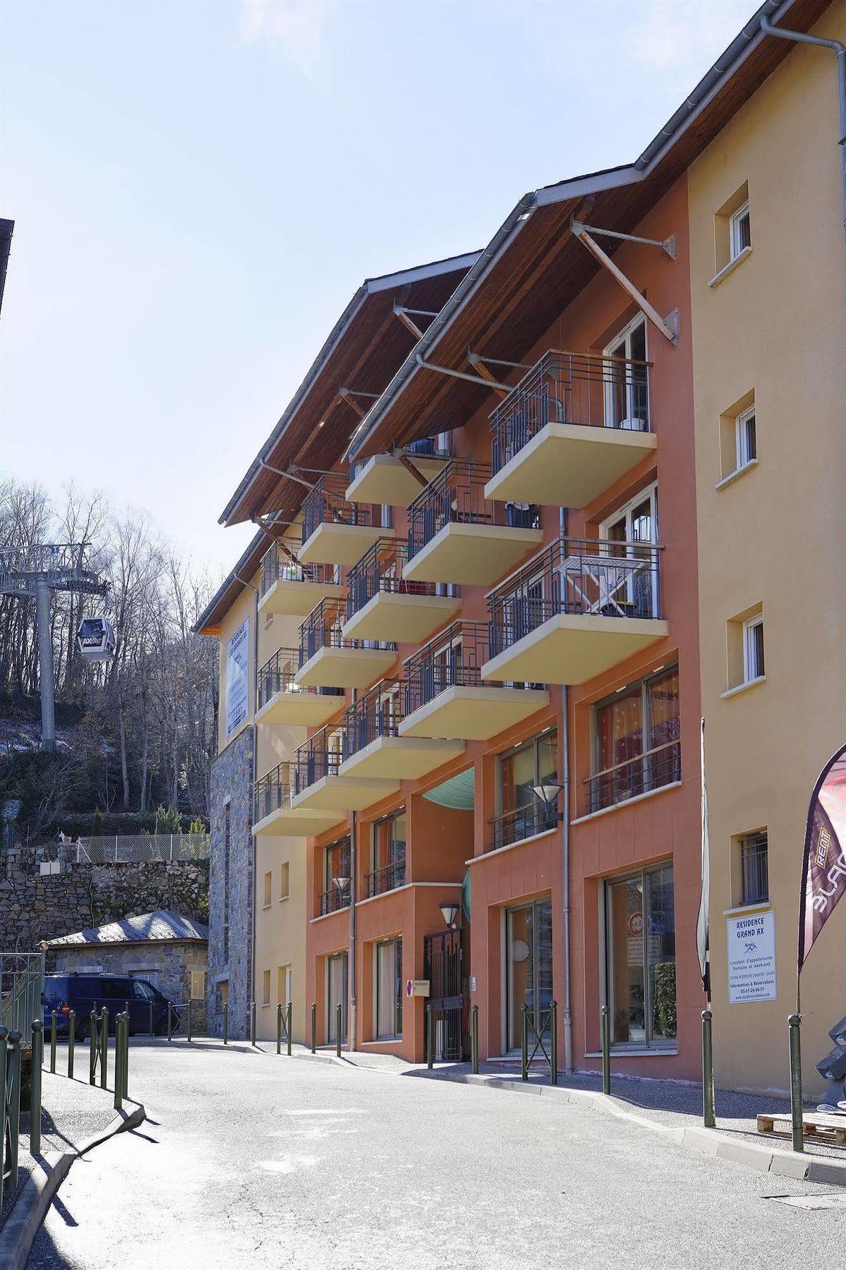 Residence Nemea Les Grands Ax Акс-ле-Терм Екстериор снимка