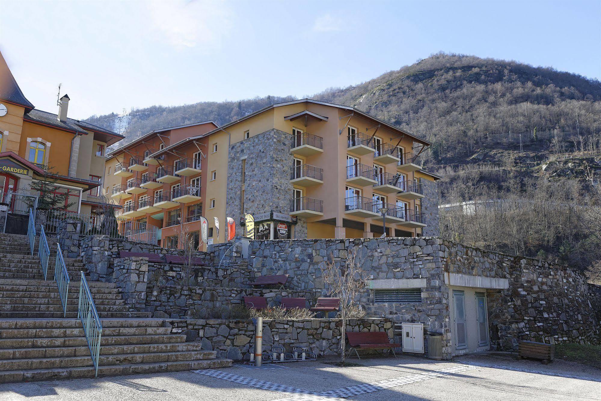 Residence Nemea Les Grands Ax Акс-ле-Терм Екстериор снимка