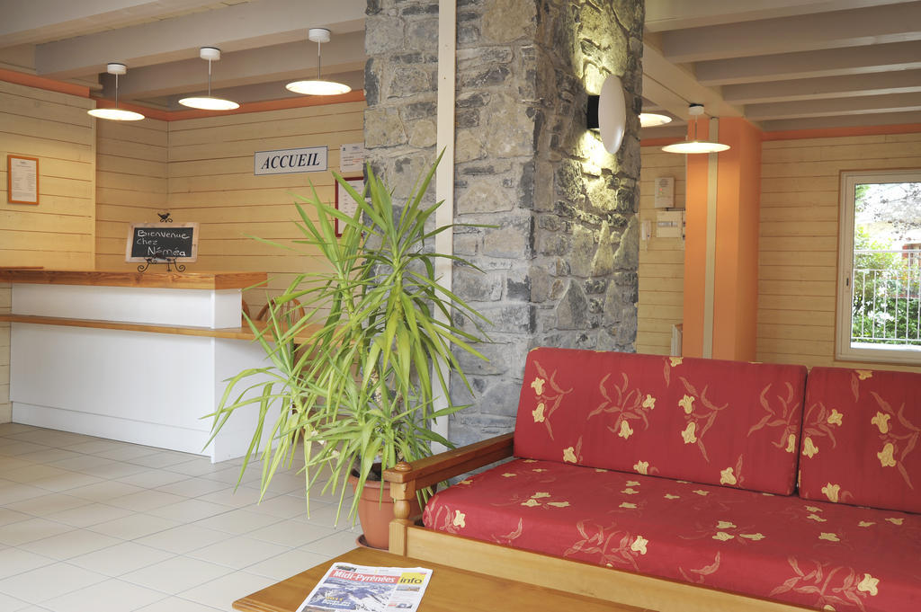 Residence Nemea Les Grands Ax Акс-ле-Терм Екстериор снимка