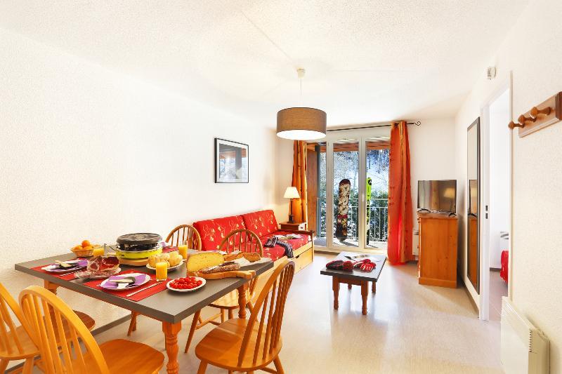 Residence Nemea Les Grands Ax Акс-ле-Терм Екстериор снимка